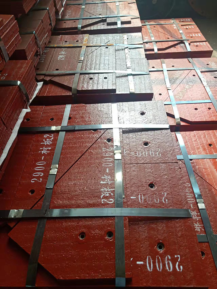 堆焊耐磨板：材料科学与工程中的璀璨明···